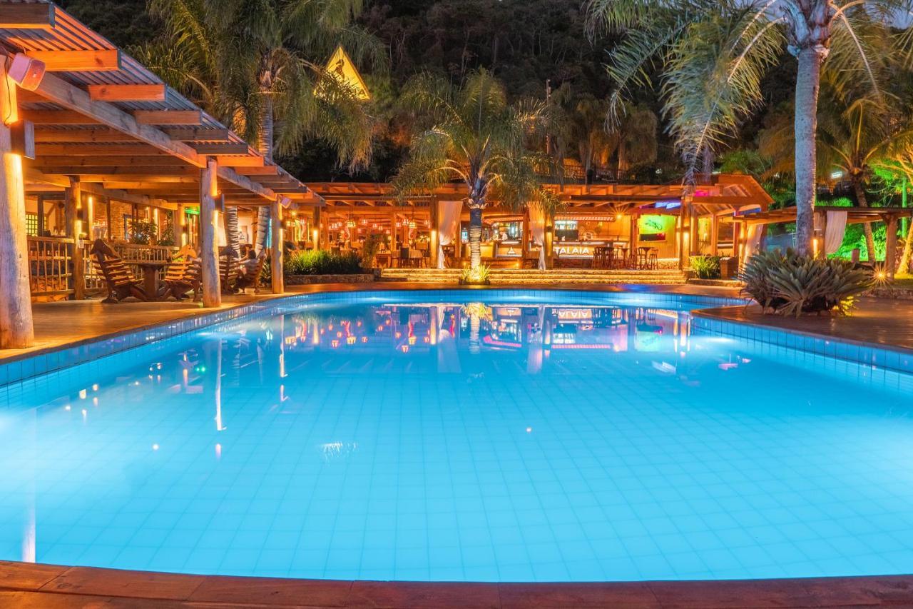 Hotel Atalaia Do Mariscal Bombinhas Bagian luar foto